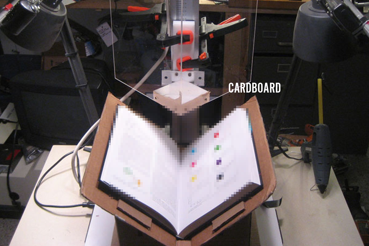 BOOKHOLDER_0006_CARDBOARD.jpg