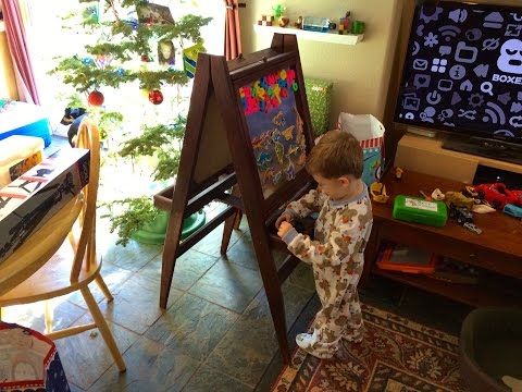 BUILD: Kids Folding Art Easel