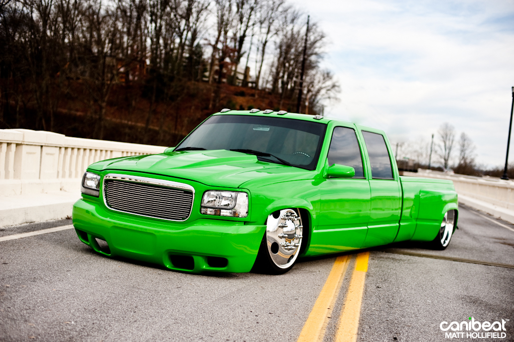 Bagged_Chevy_dually-_4.jpg