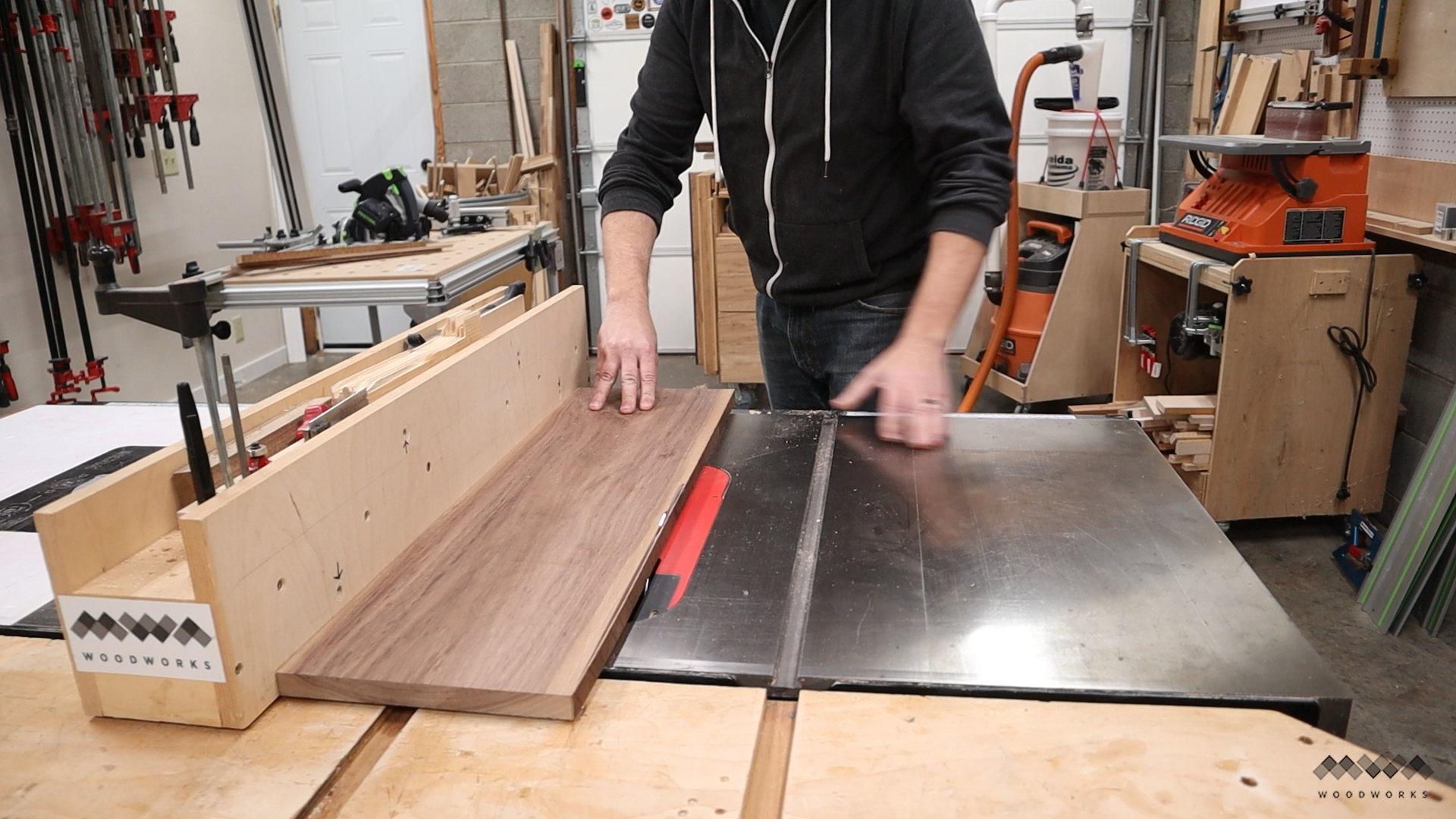 Basic Cutting Boards table saw.bmp