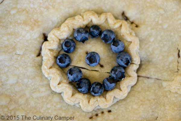 Beautiful-Blueberry-Pie.jpg