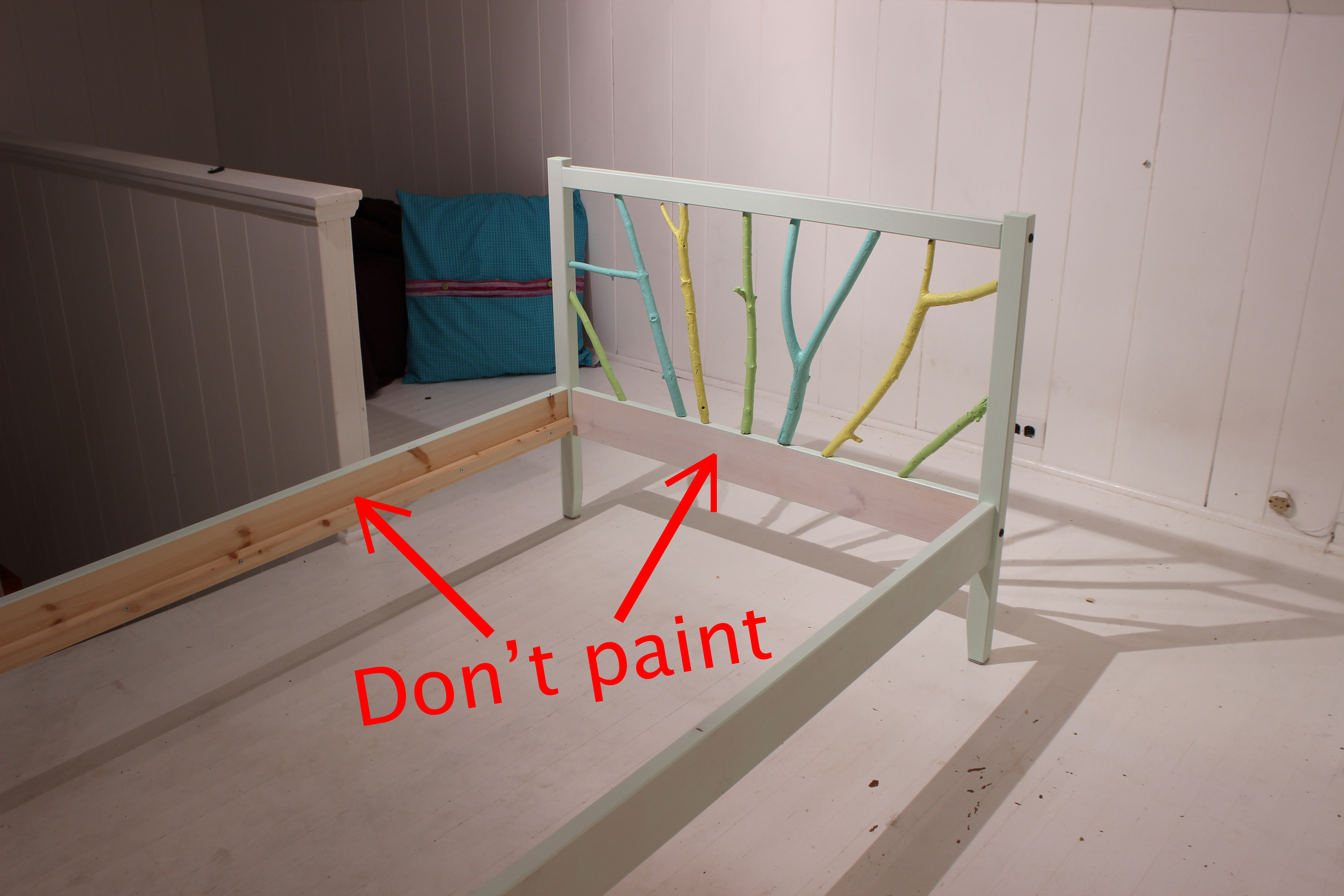 Bedframe_Ikea_Hack_Branches_innersides.jpg