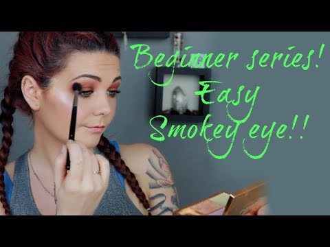 Beginner's easy smokey eye look | Beginner series