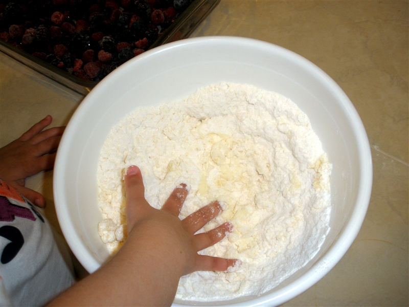 Berry Cobbler_0008.jpg