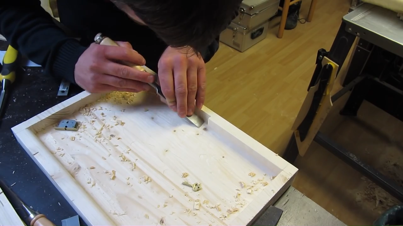 Bildschirmfoto von Butter Biscuit Box - Woodworking Europe Collaboration Build .mp4 - 17.png