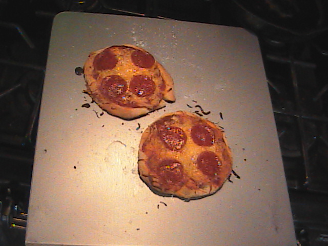 Bisquit pizzas 017.jpg