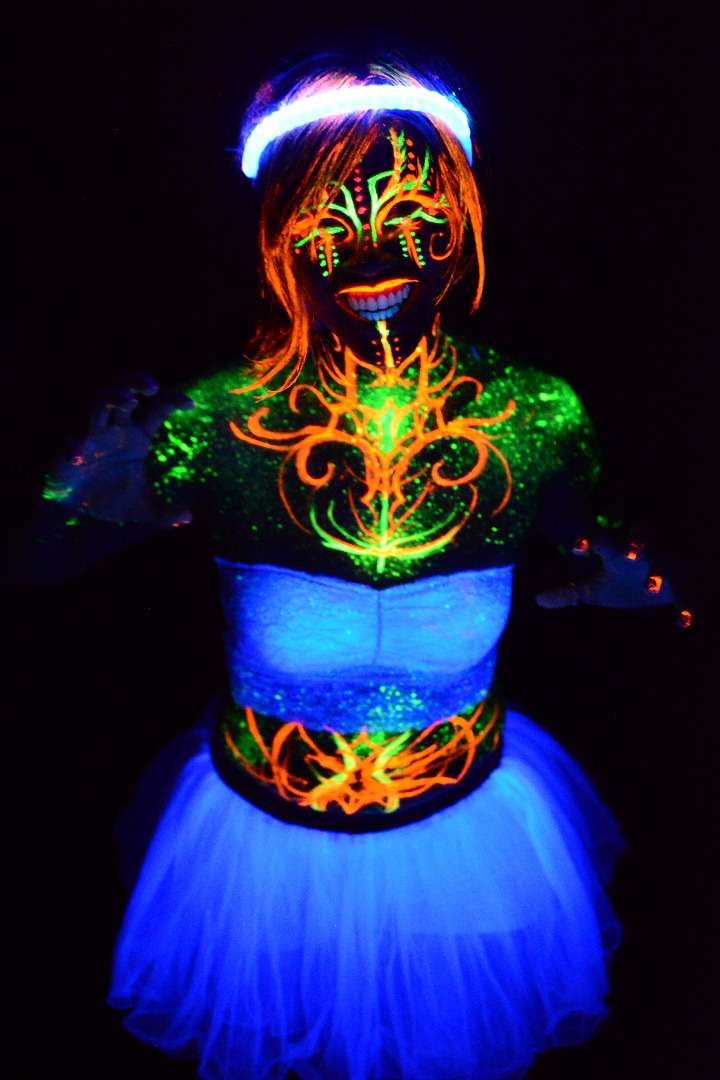 Black Light LED Headband Body Paint (30).JPG