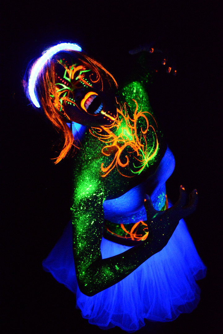 Black Light LED Headband Body Paint (33).JPG