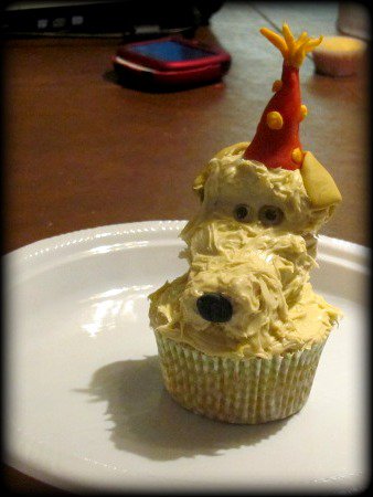 Blonde Lab Birthday Cupcake.jpg