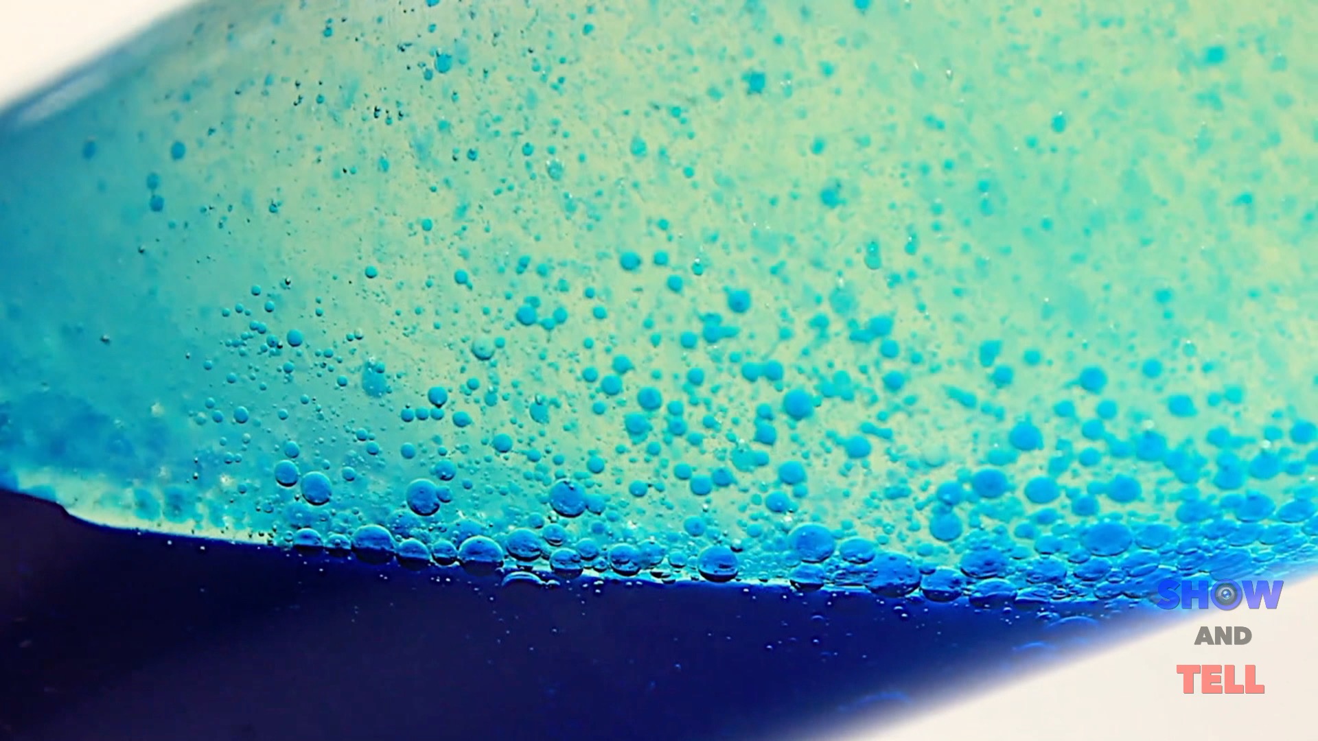 Blue DIY Lava Lamp Bubbles.jpg