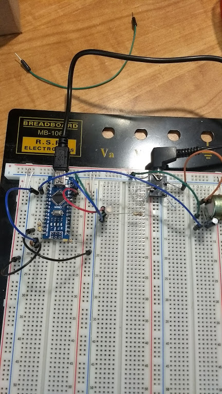 Breadboard01.jpg