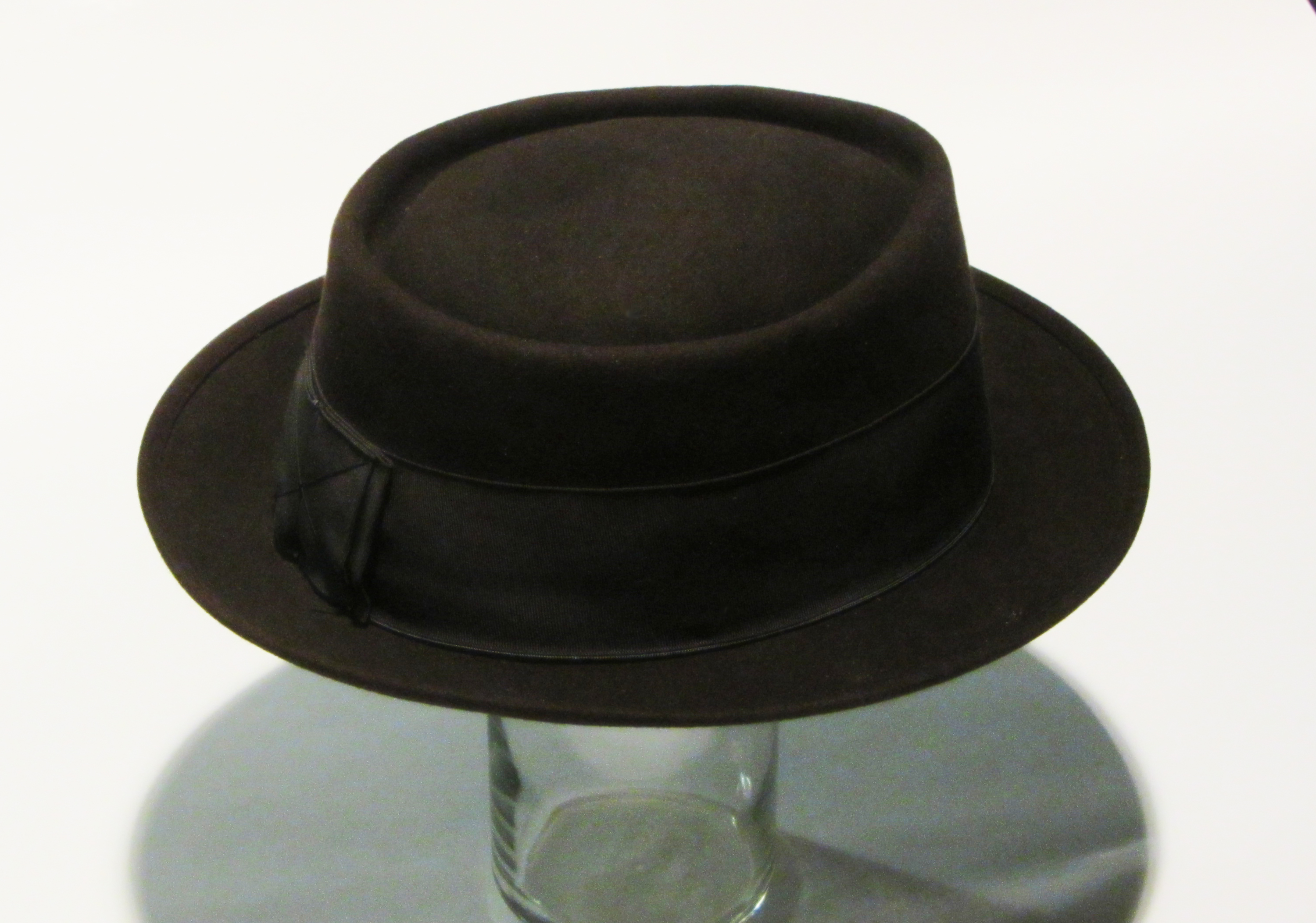 Brown_Porkpie_Hat.JPG