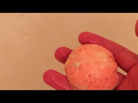 Bubbly Bath Bomb in Action