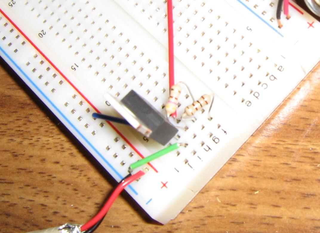 C:\Documents and Settings\All\Desktop\breadboard.JPG