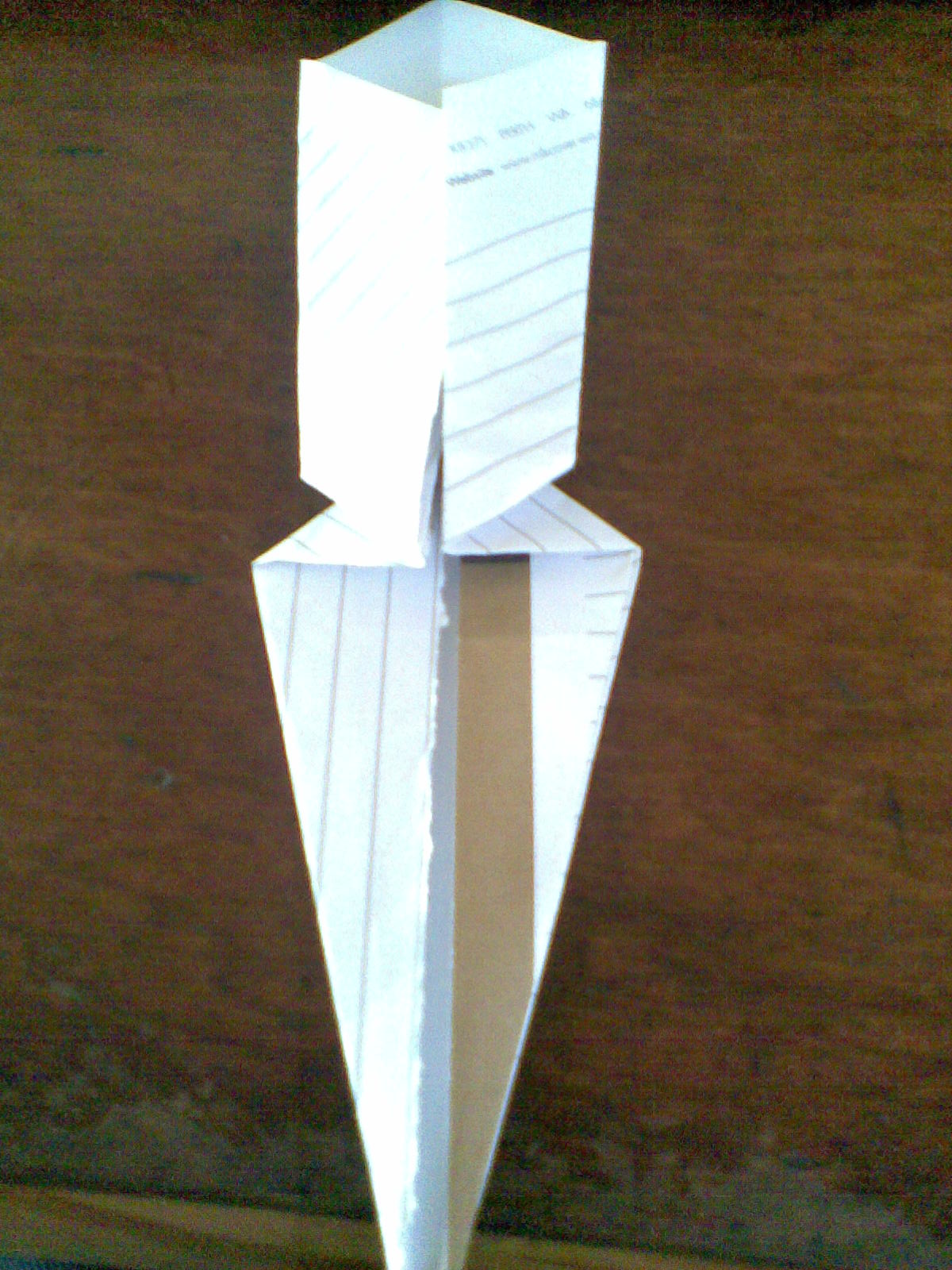 C:\Documents and Settings\Angus\Desktop\things\instructables\paper kunai\Image028.jpg