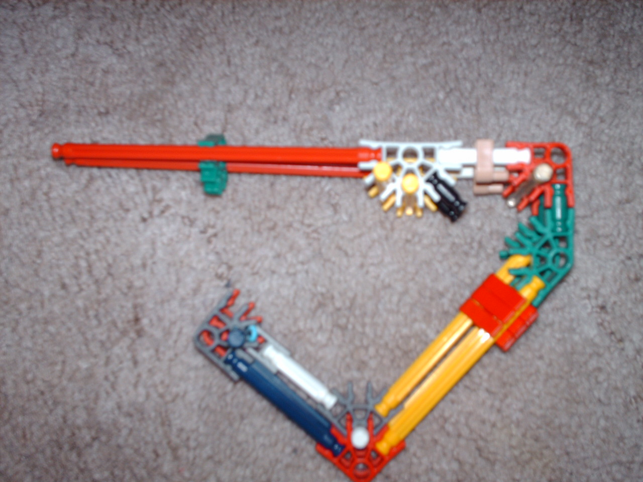 C:\Documents and Settings\Dave\My Documents\My Pictures\Knex AP2\Knex AP2 016.jpg