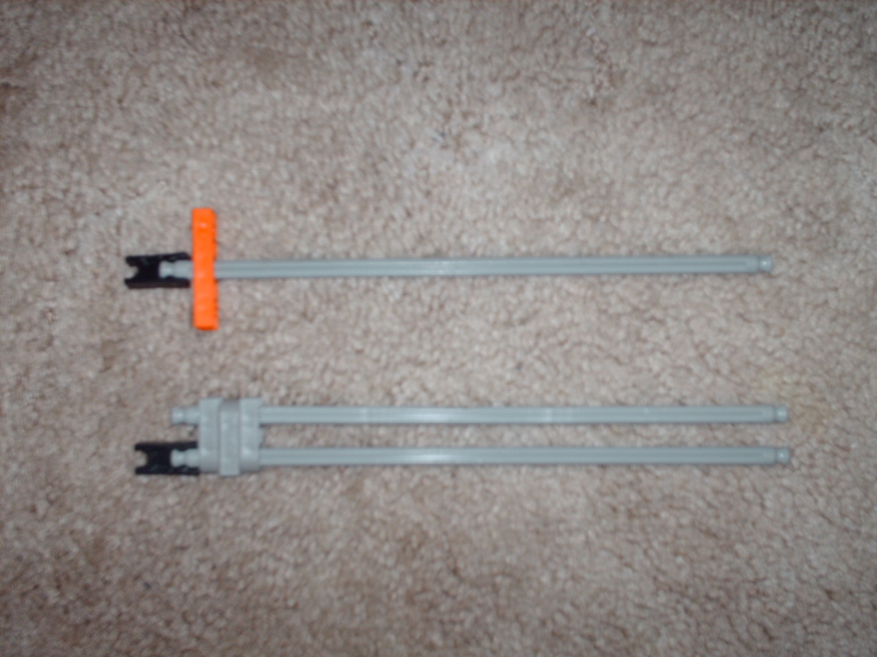 C:\Documents and Settings\Dave\My Documents\My Pictures\Knex AP2\Knex AP2 022.jpg