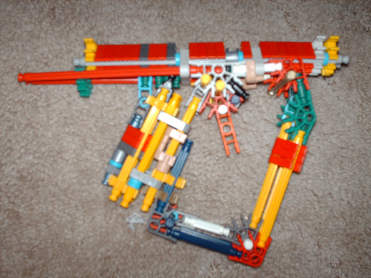 C:\Documents and Settings\Dave\My Documents\My Pictures\Knex AP2\Knex AP2 025.jpg