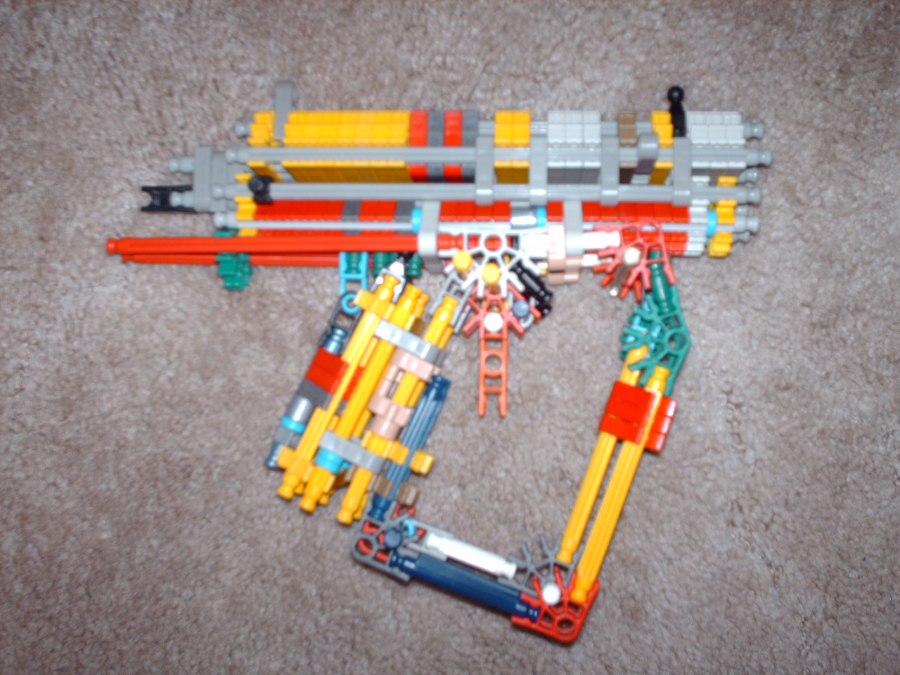 C:\Documents and Settings\Dave\My Documents\My Pictures\Knex AP2\Knex AP2 029.jpg