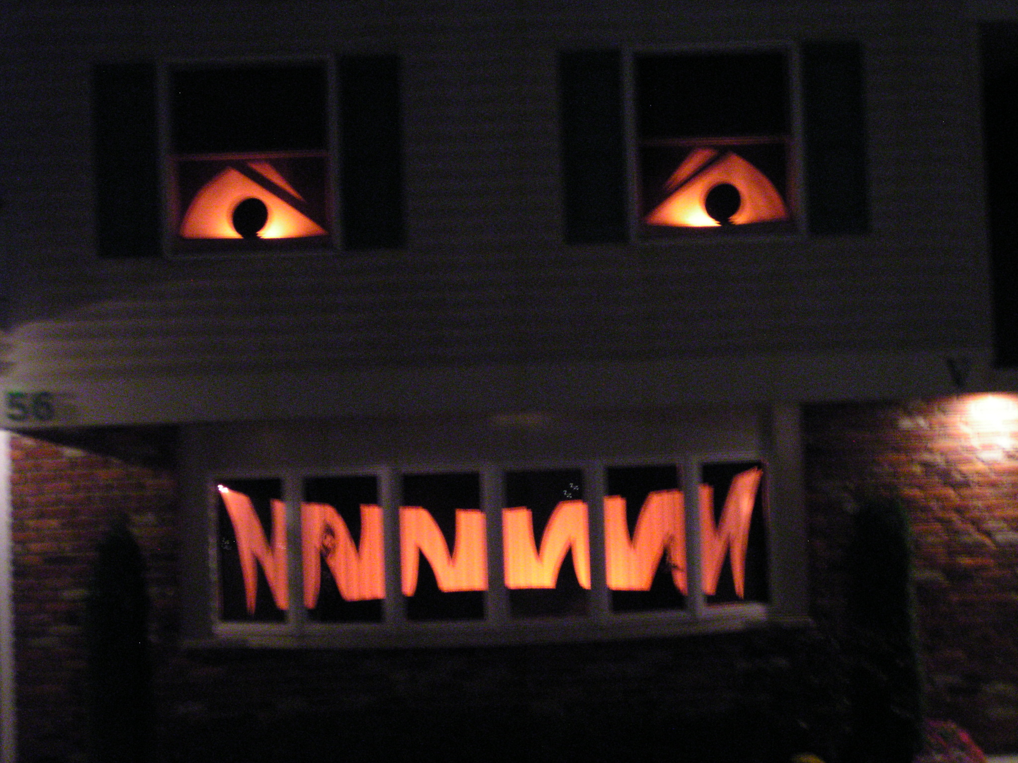 C:\Instructables\Halloween House 2\PA013129.JPG