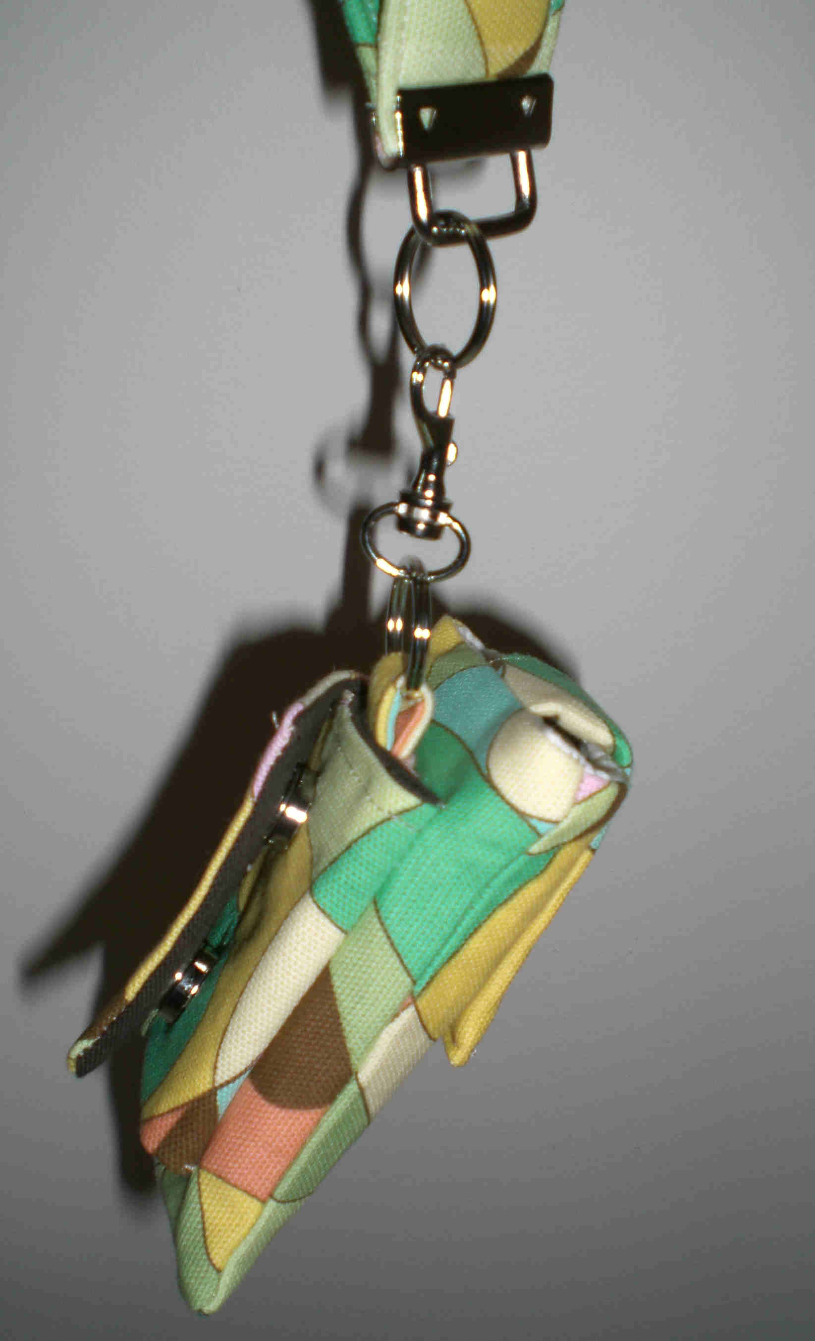 C:\Users\Lisa Varco\ETSY\Contest\hanging fob.jpg