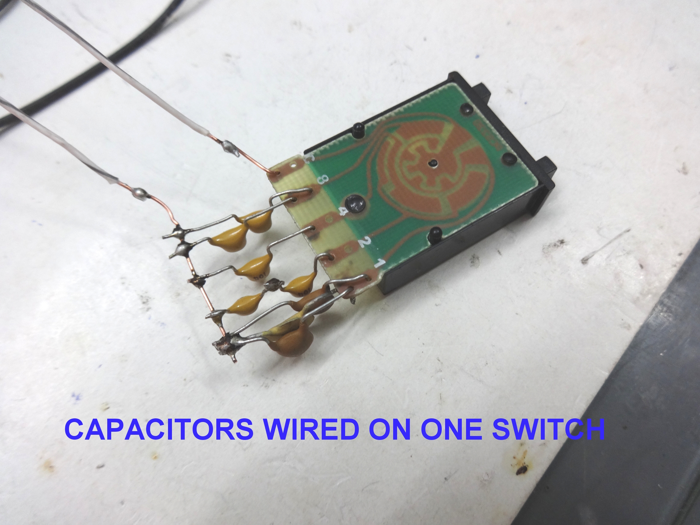 CAPACITOR ON ONE SWITCH.jpg