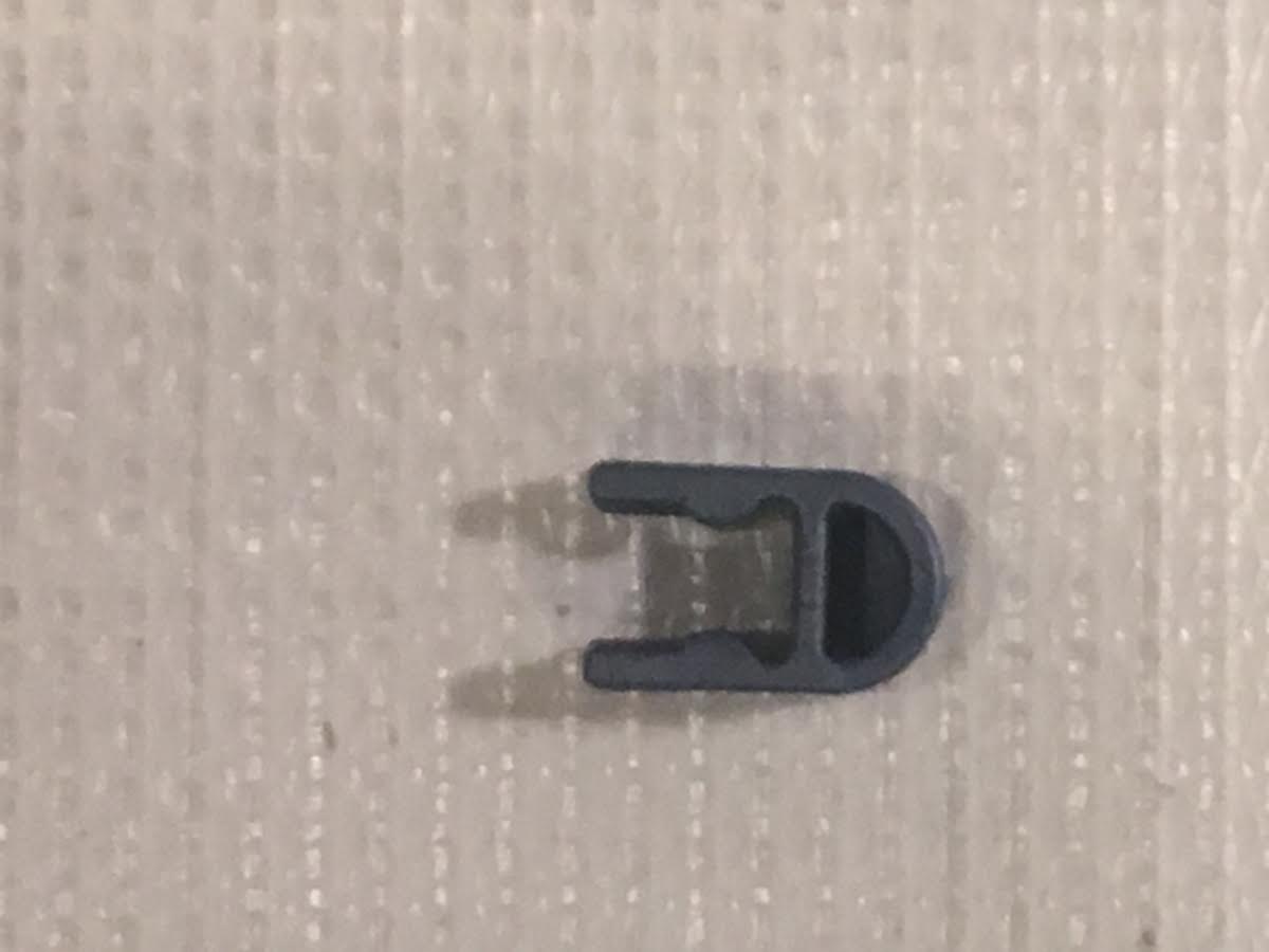 CONNECTOR clip blue.jpg