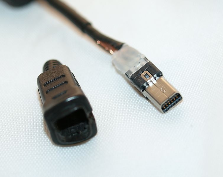 Cable_Release_Q1220004.jpg