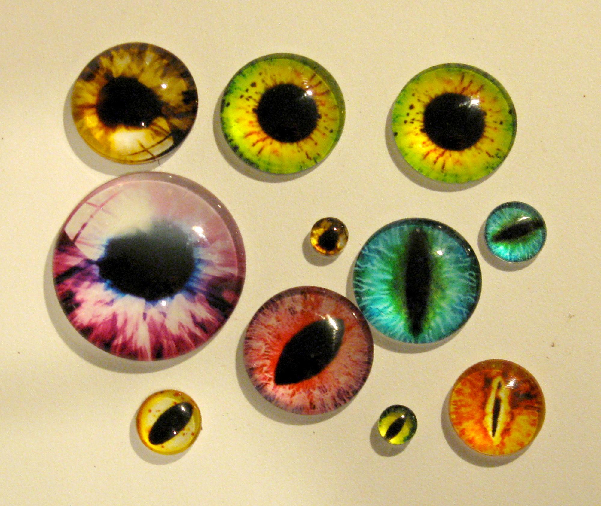 Cabochon Eyes 1.JPG