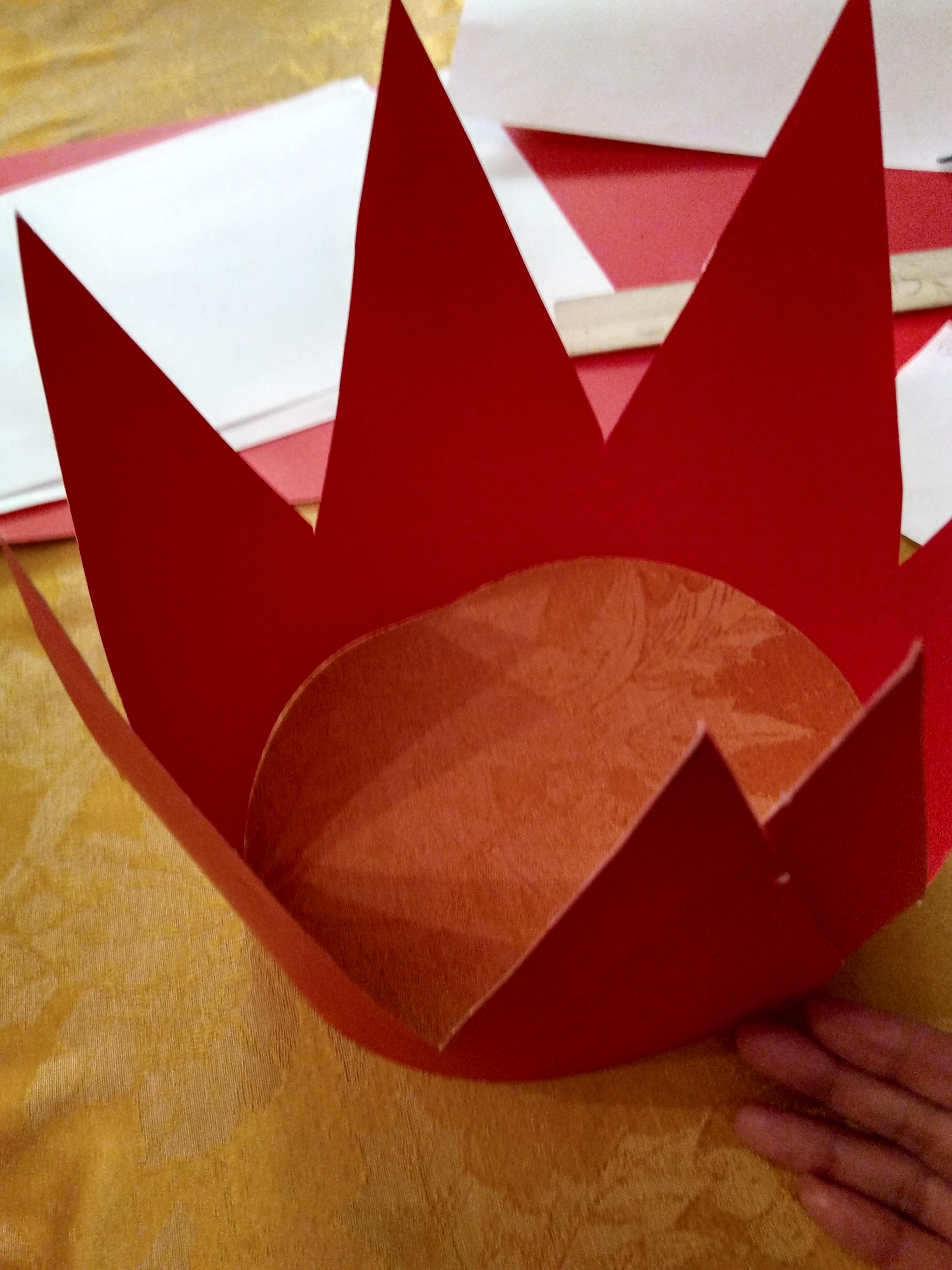 Cardstock Crown step 7.jpg