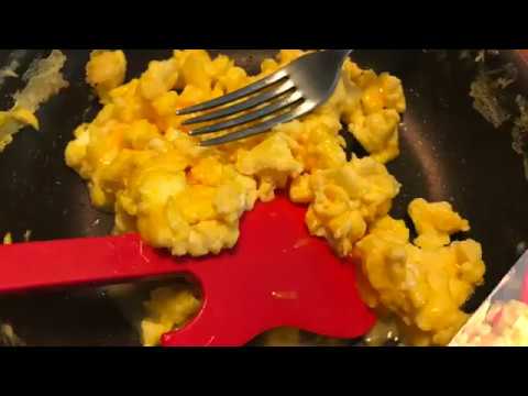 Cheesy Scrambled Eggs 101