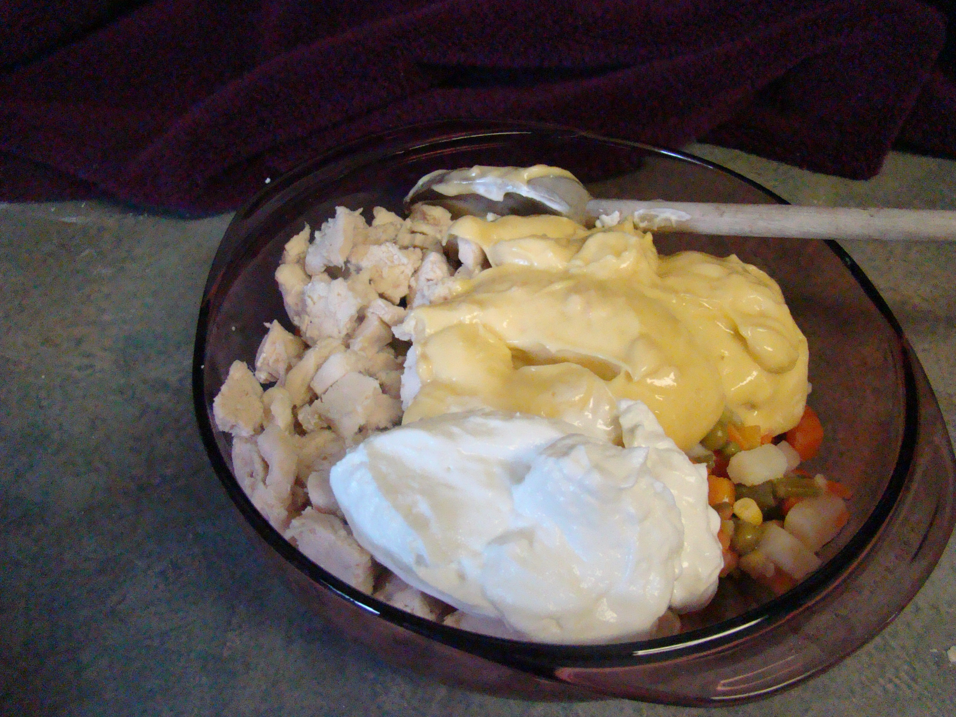 Chicken filling in bowl.JPG