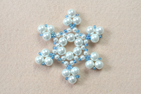 Christmas Jewelry Tutorial on How to Make a Beaded Snowflake Ornament (7).jpg