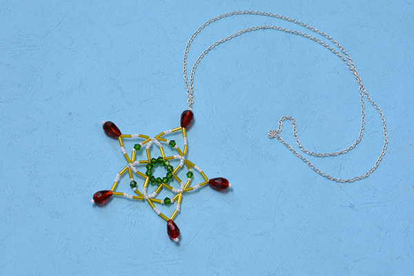 Christmas Necklaces to Make &ndash; Long Chain Pendent Necklace with Beaded Snowflake Pattern (6).jpg