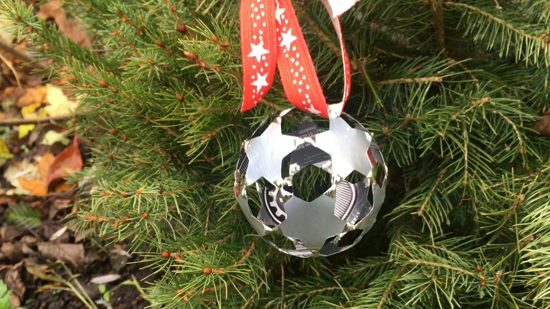 Christmas ornament from soda cans 10.JPG