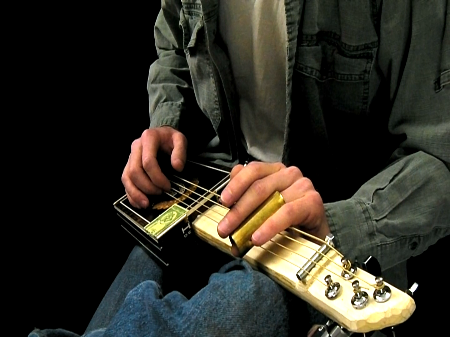 Cigarbox Guitar Build.m2t_snapshot_09.01_[2011.05.11_23.54.57].png