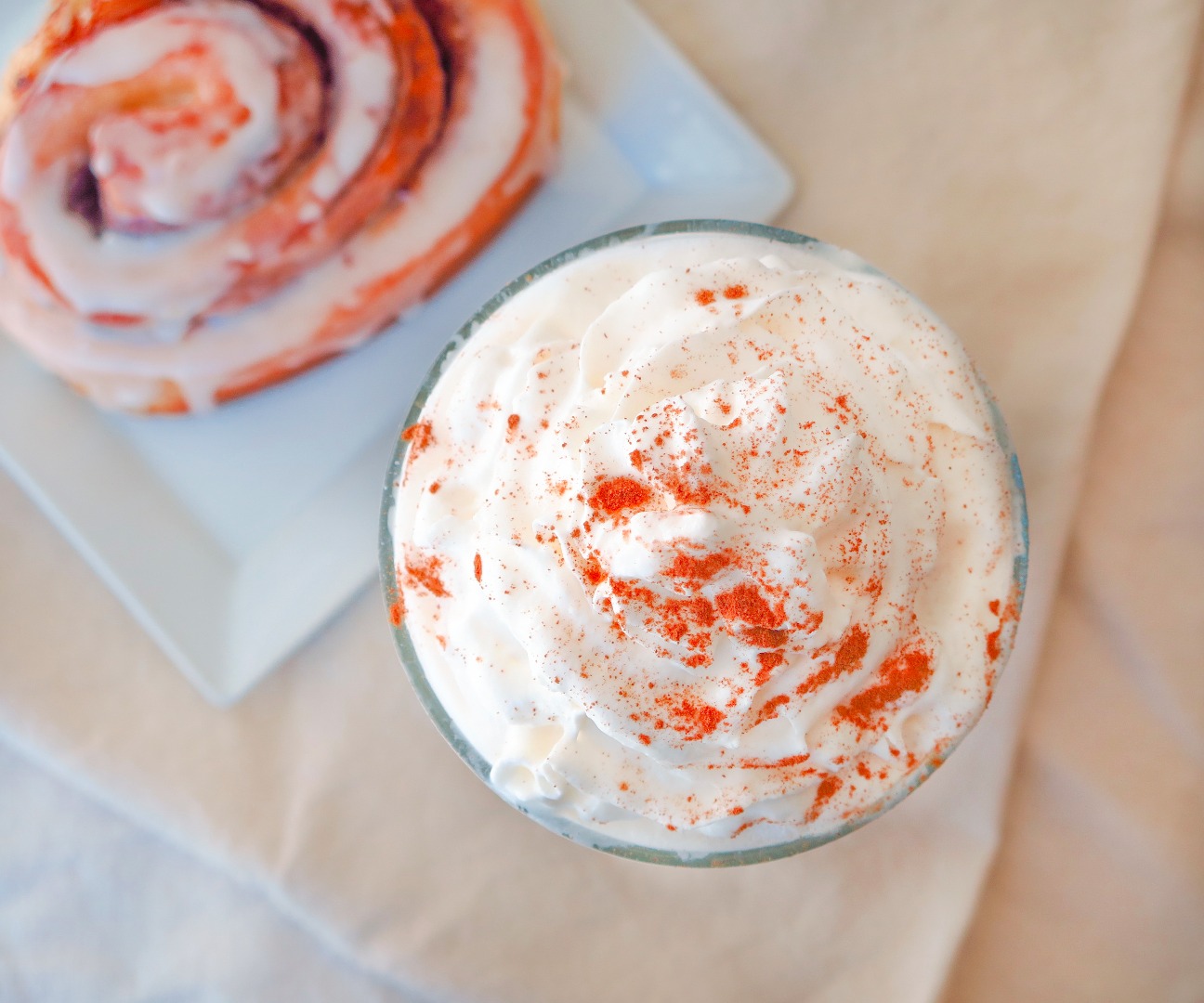 Cinnamon Roll Frappe-3.jpg