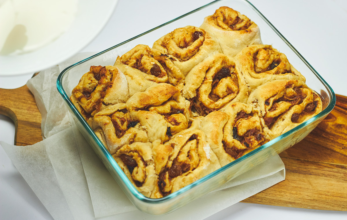 Cinnamon-Scrolls_4-wm.jpg