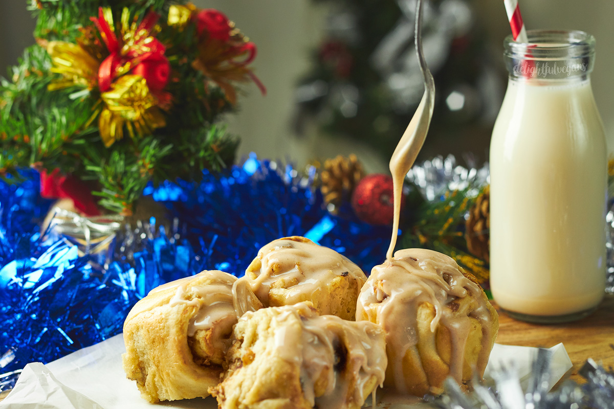 Cinnamon-Scrolls_5-wm.jpg