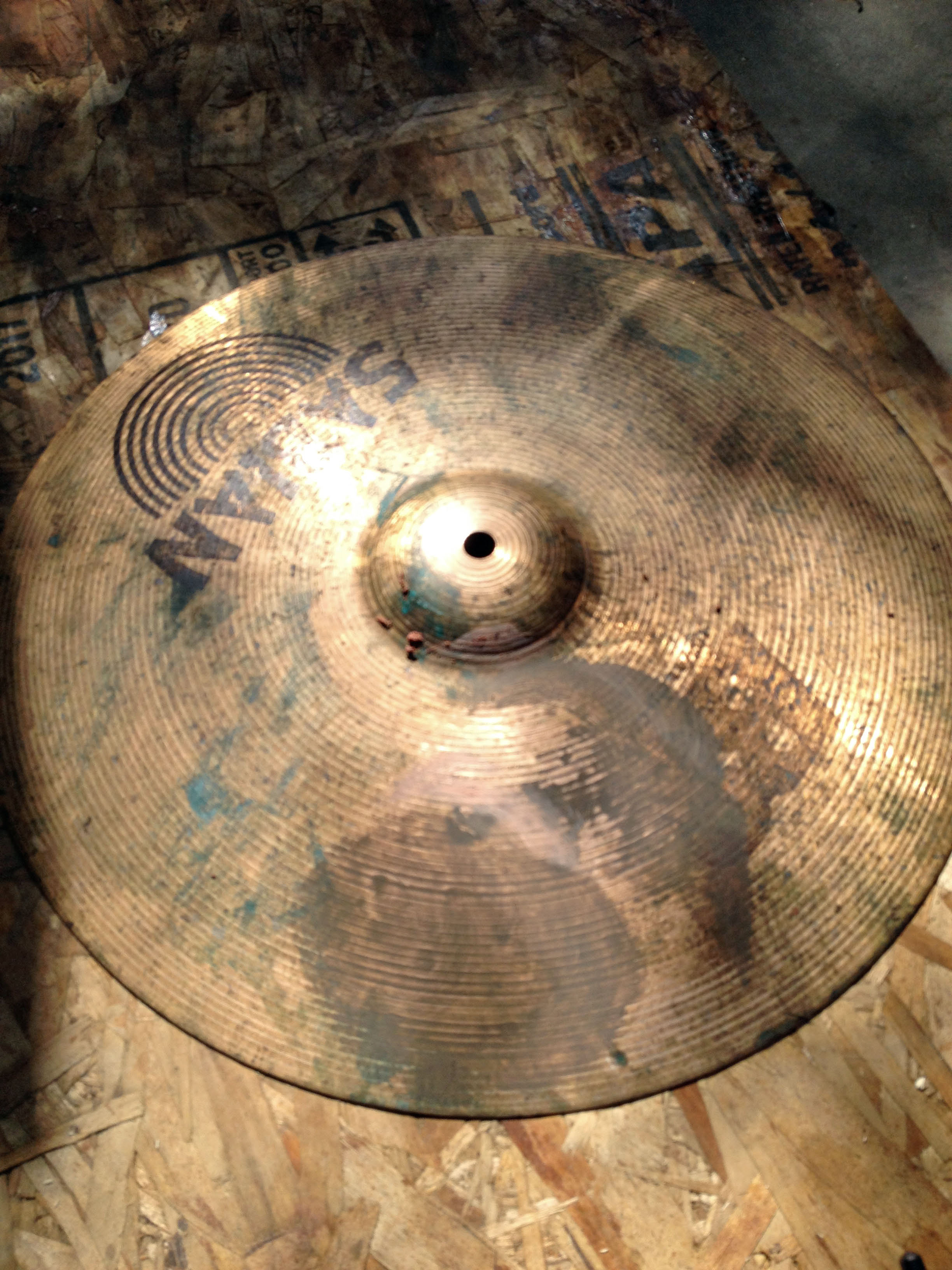 Cleaning Cymbals-01.jpg