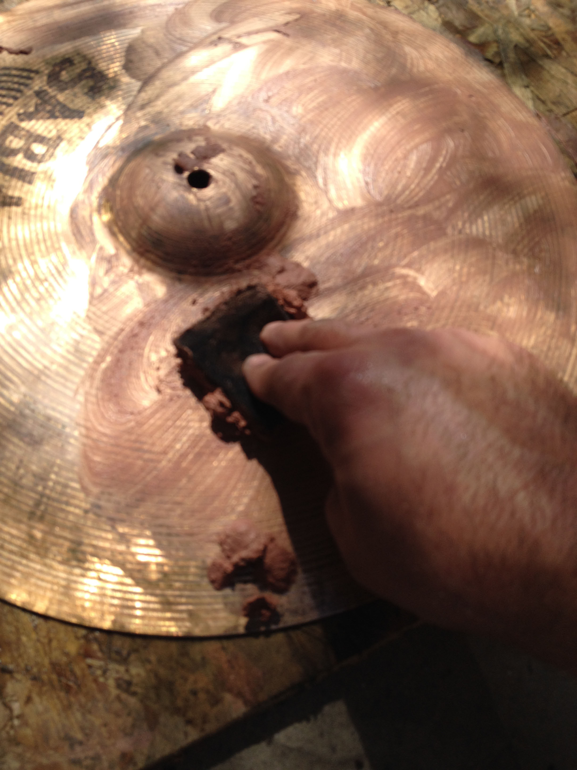 Cleaning Cymbals-06.jpg