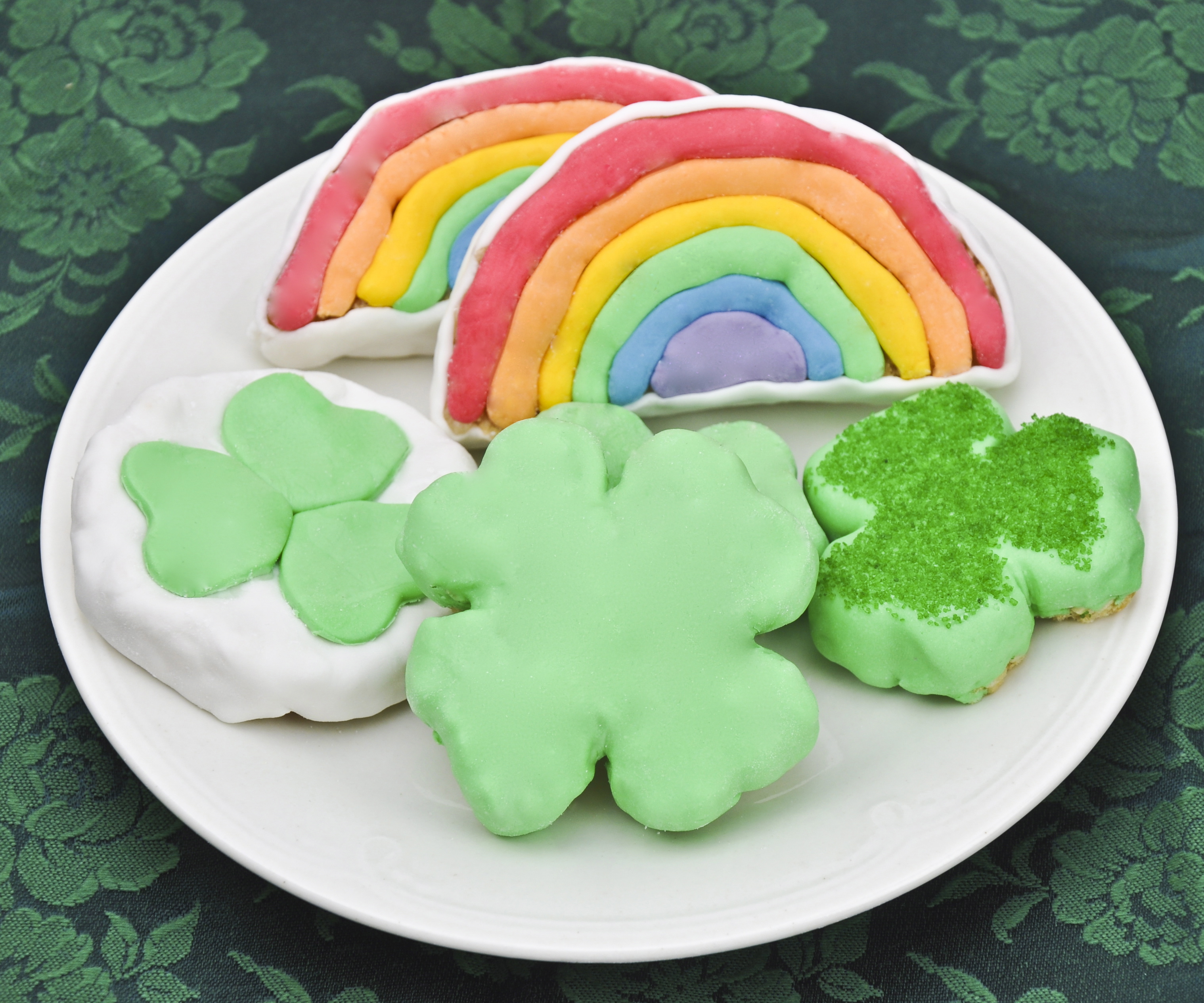 Clover krispie treats_1.jpg