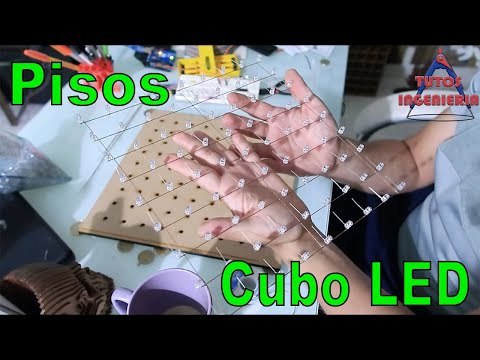 Construcci&amp;oacute;n de cubo LED, elaboraci&amp;oacute;n de las mallas.