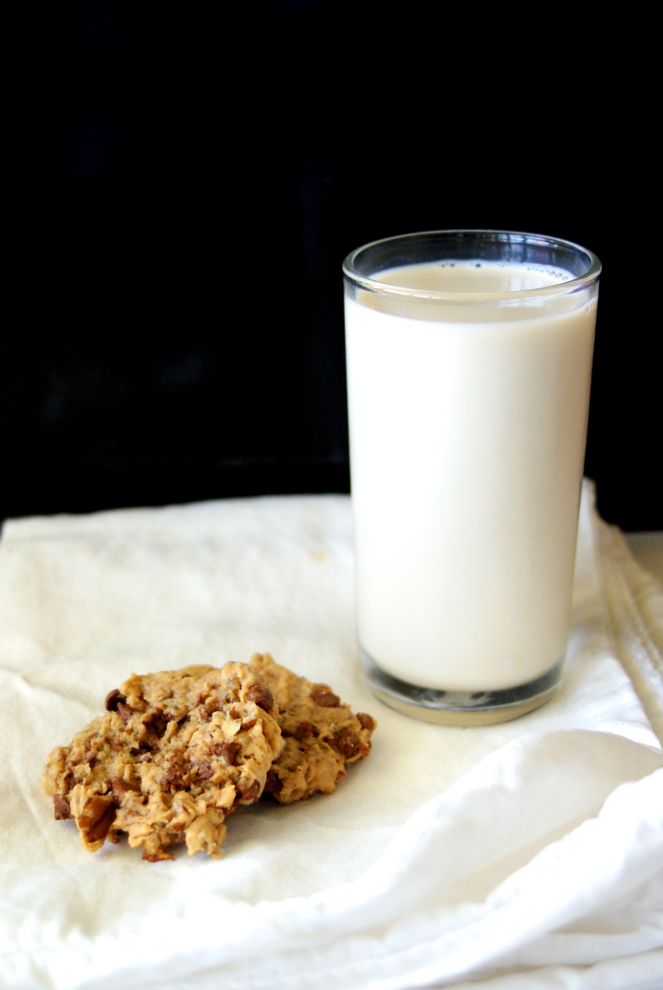 Cookies, Soft Chocolate Chip Pecan (3)y.jpg