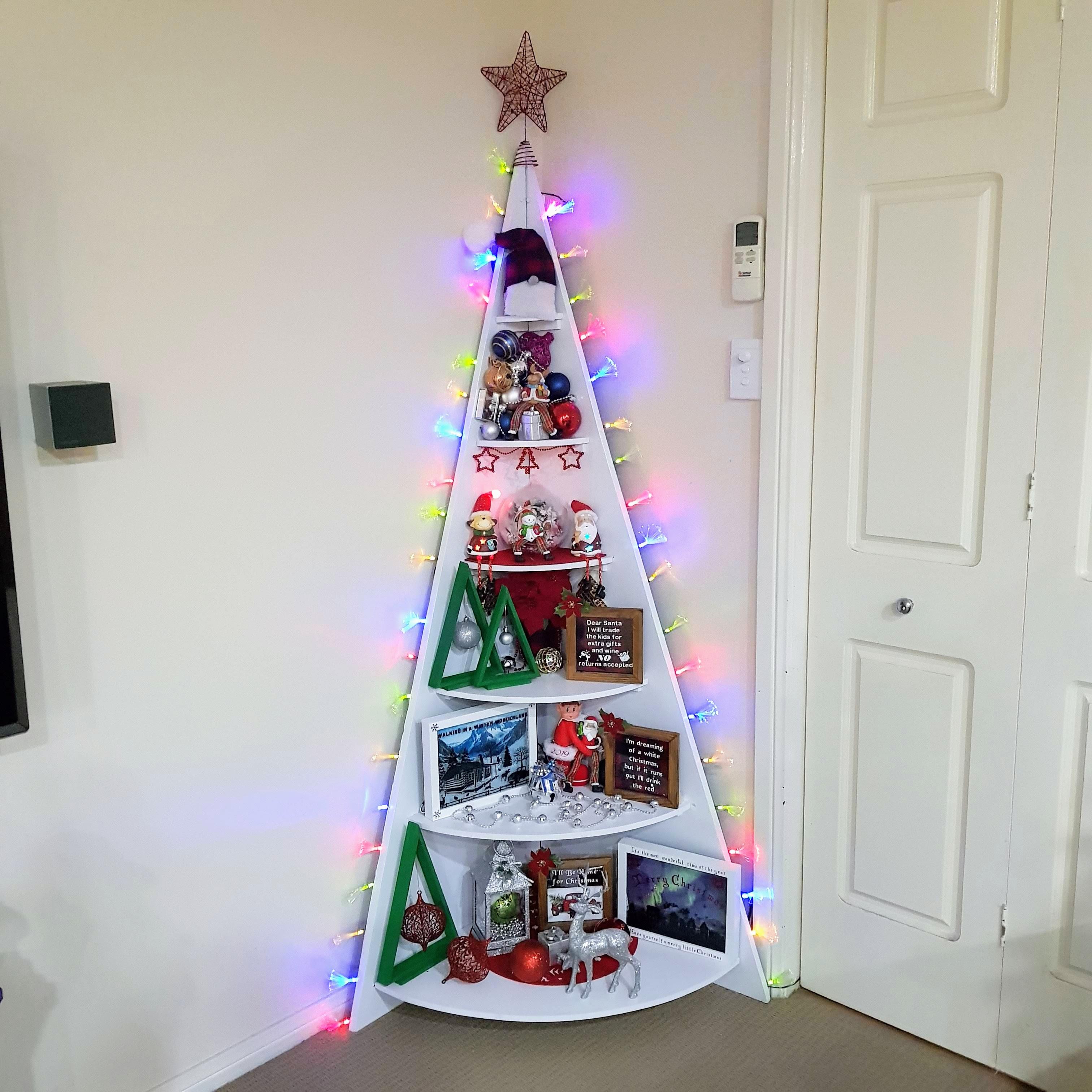 Corner Christmas tree shelf 1.jpg