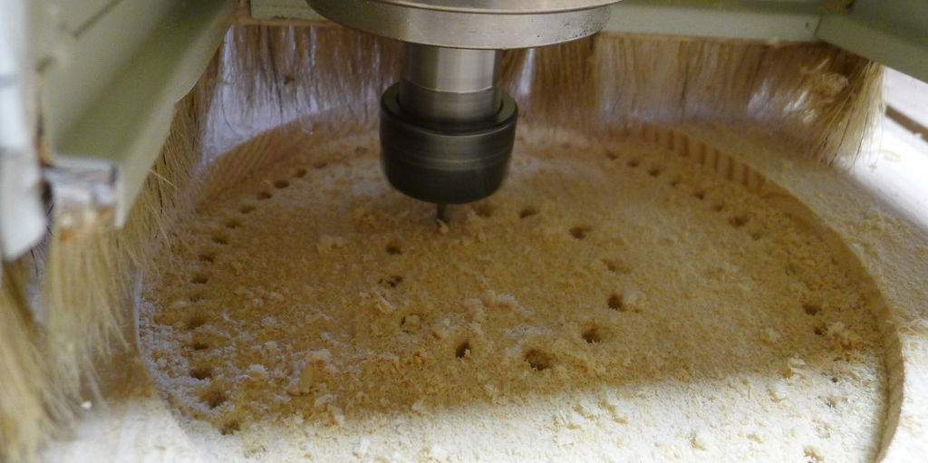 CountClock_CC_BY_Openproducts_-_Milling_casing.jpg