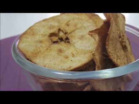 Crispy Baked Apple Chips with Cinnamon | Dietplan-101.com