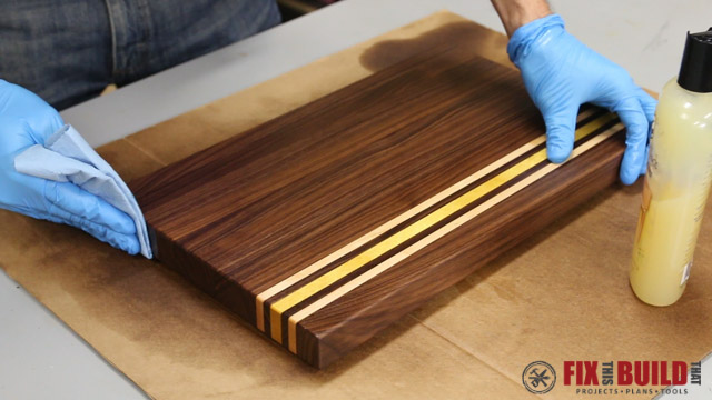 Custom Cutting Board-31.jpg