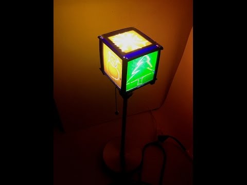 Customizable lamp -Replacing the Bulb