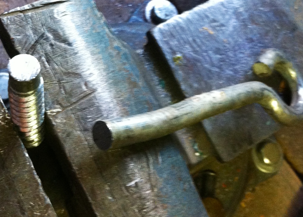 Cut Screw.jpg